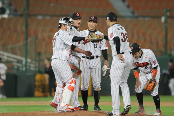 마무리를 위해 등판한 최대성선수